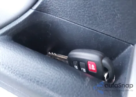 2023 Toyota Tacoma Sr5 from USA, damaged, VIN 3TYAX5GN4PT069929